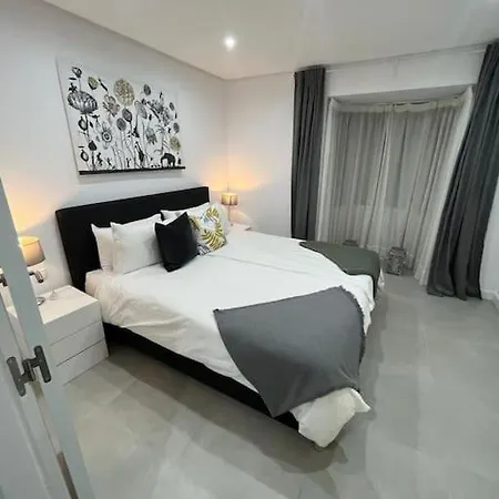 3 Bed Townhouse Close To Puerto Holiday home Marbella