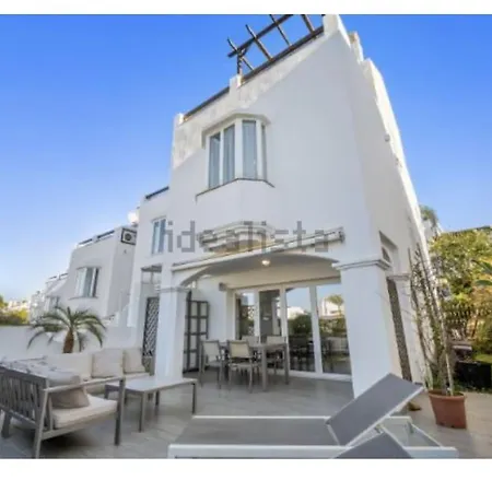 Holiday home 3 Bed Townhouse Close To Puerto
